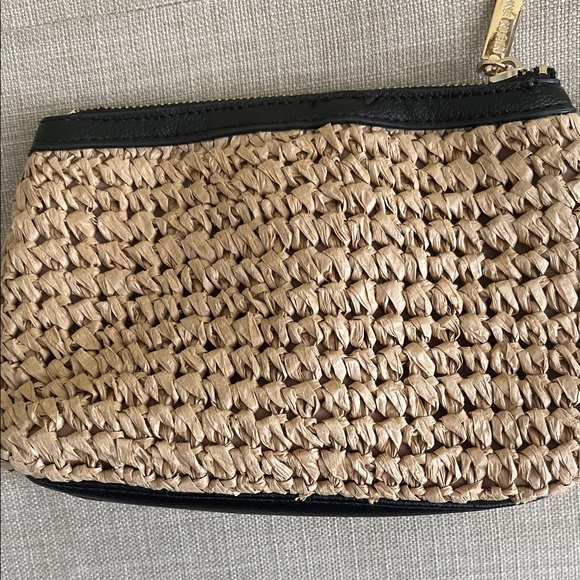 NWOT Anne Klein Woven Tan and Black Clutch - Picture 3 of 5